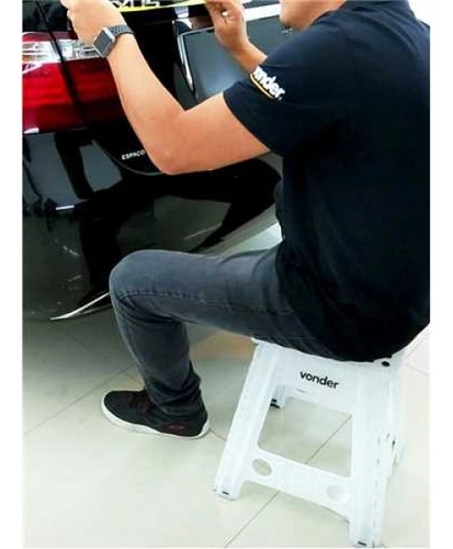 Banqueta plástica dobrável branca altura 450 mm VONDER