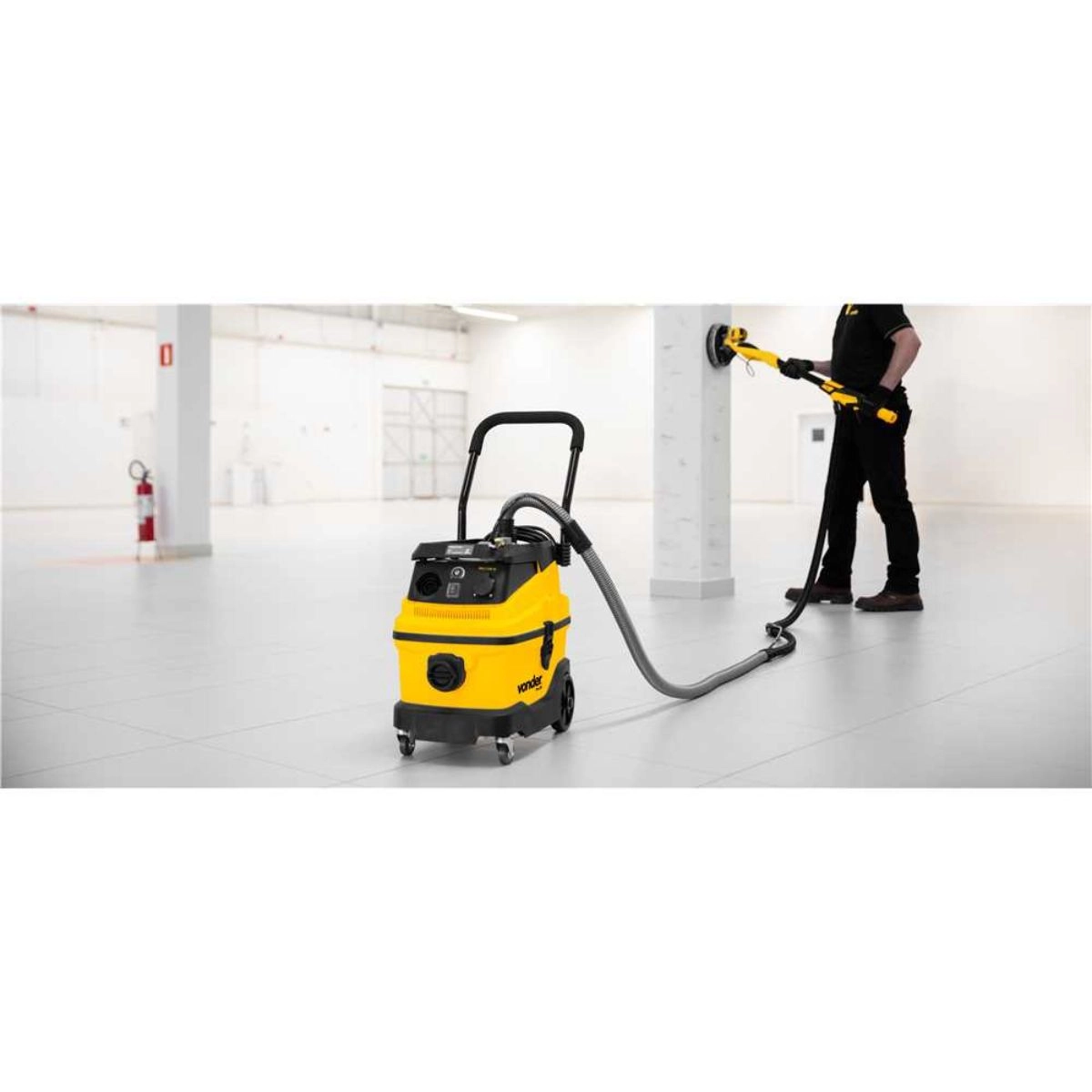Aspirador de Pó para partículas finas 30L 1600W APV1600 Aspirador de Pó para partículas finas 30L 1600W APV1600