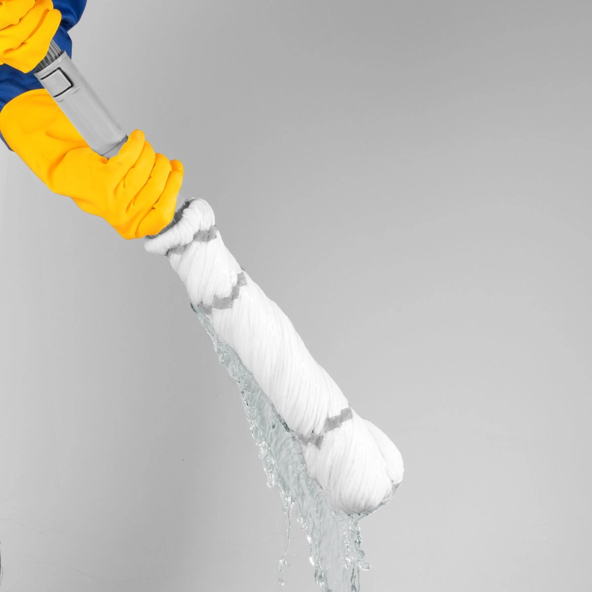 Rodo Esfregão com Sistema Autotorção e Microfibra VONDER Rodo Esfregão com Sistema Autotorção e Microfibra VONDER