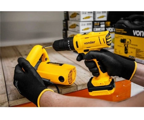Parafusadeira/furadeira com impacto a bateria 12V fonte bivolt automática PFV120I VONDER Parafusadeira/furadeira com impacto a bateria 12V fonte bivolt automática PFV120I VONDER