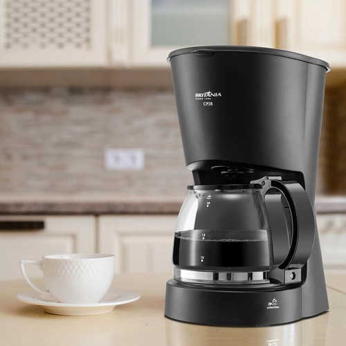 Cafeteira Elétrica 28 Cafezinhos CP28 Preta Britânia Cafeteira Elétrica 28 Cafezinhos CP28 Preta Britânia
