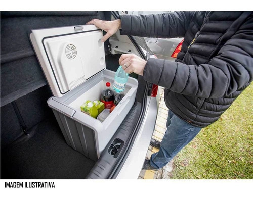 Refrigerador automotivo 12V 30 litros Vonder Refrigerador automotivo 12V 30 litros Vonder