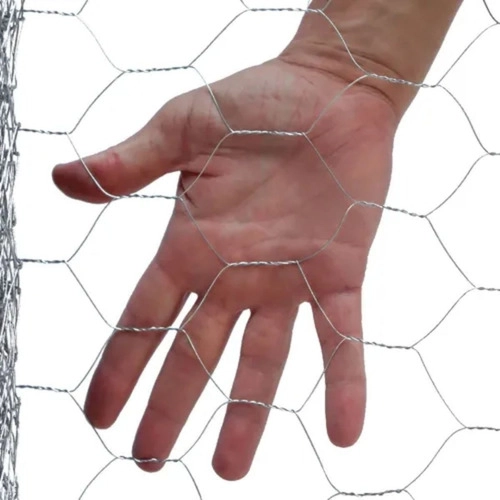 Tela Galvanizada Galinheiro Horta 1,50x50mts Fio 23 Vonder Tela Galvanizada Galinheiro Horta 1,50x50mts Fio 23 Vonder